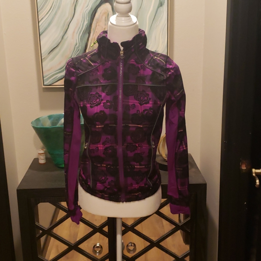 💜 Ivivva Hooded Lightweight Jacket 💜